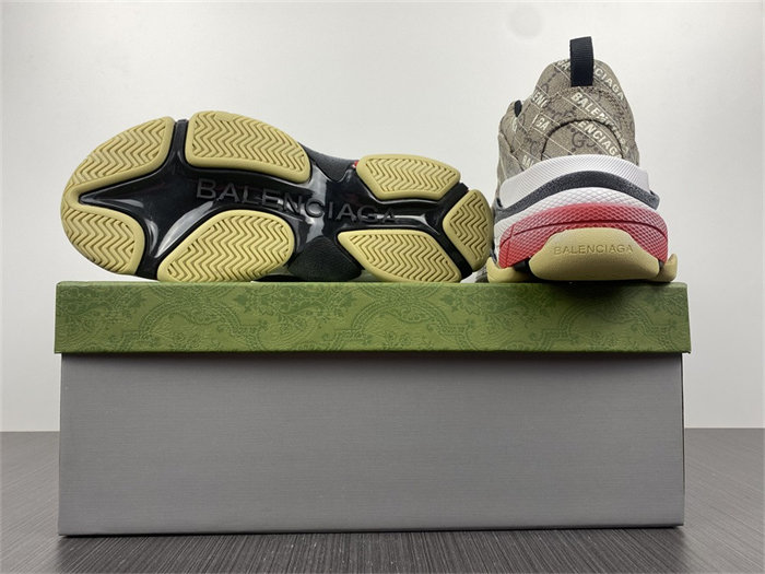 Gocci x BLCG The Hacker Project Triple S Beige 681066 ULZ10 9795