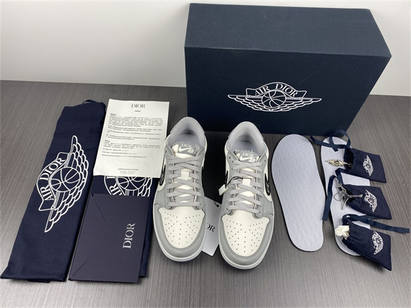 Di@r x Air Jordan 1 Retro High Premium CV0343 100