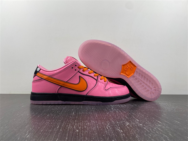 The Powerpuff Girls x Nike SB Dunk Low “Blossom”