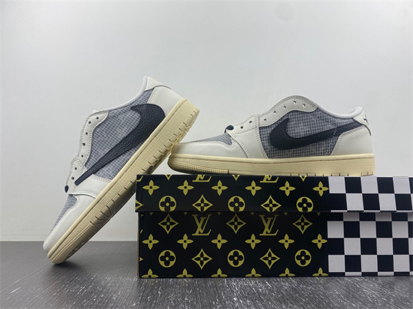 Air Jordan 1 Low AJ1
