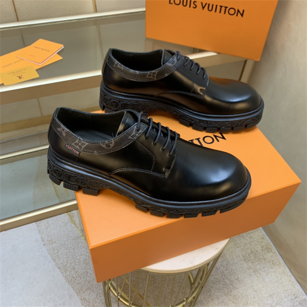 Lv Loafer 003