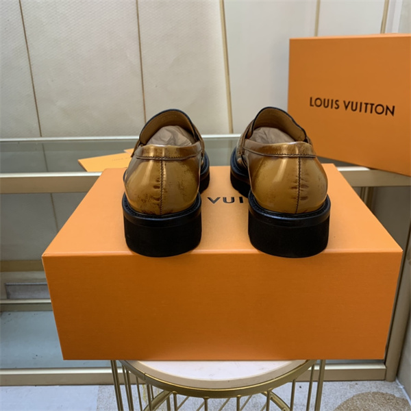Lv Loafer 006