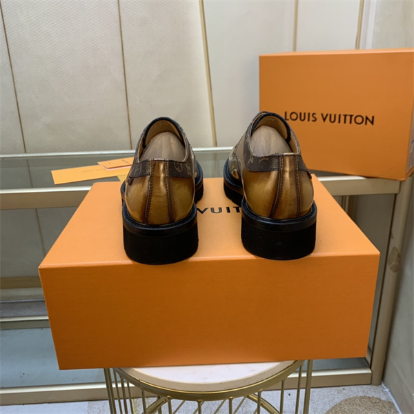 Lv Loafer 008
