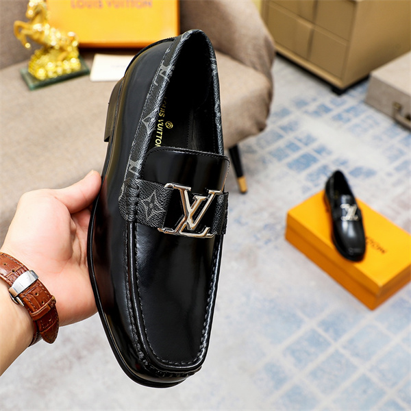 Lv Loafer 018