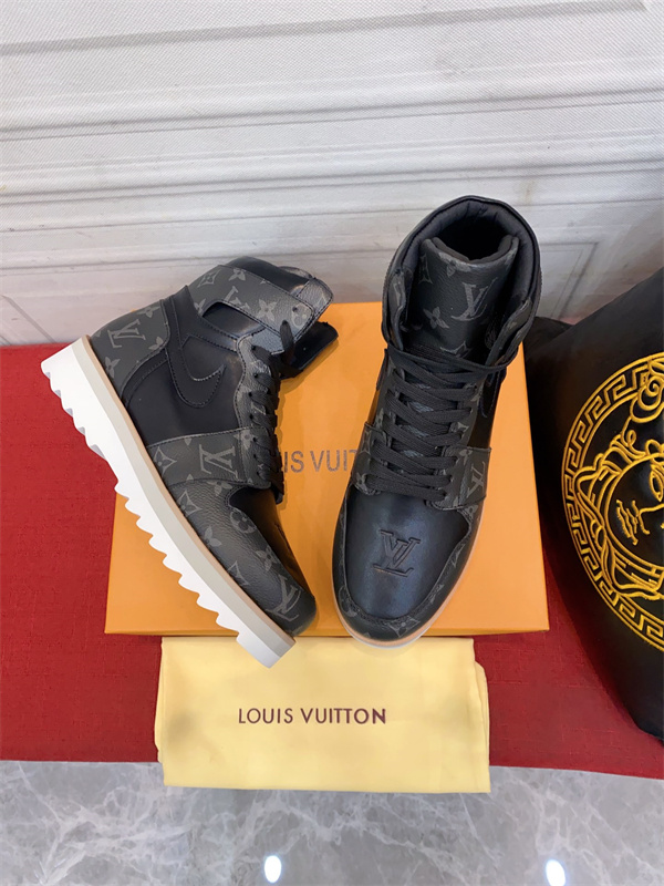 LV x Nike Sneaker