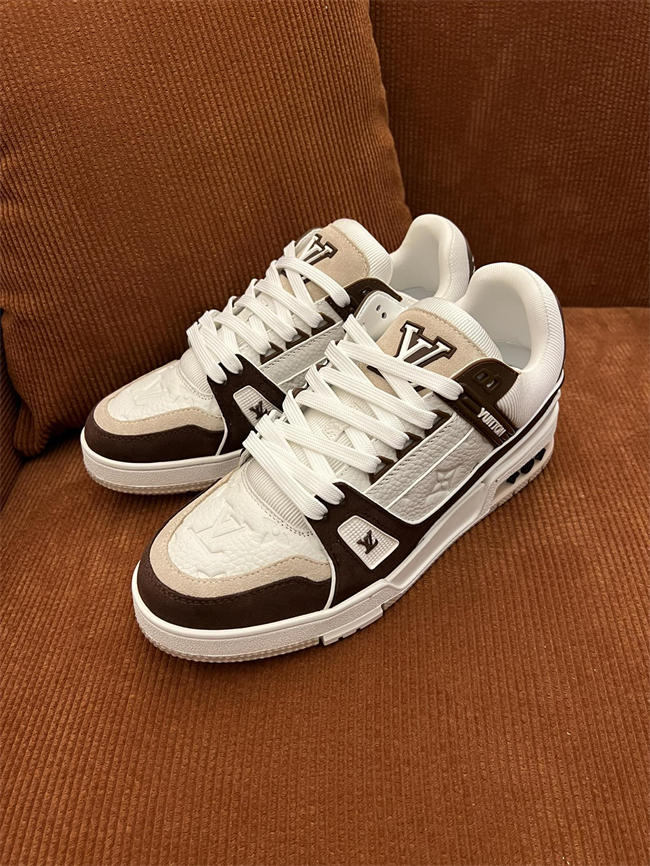 Lv Trainer Sneaker 77