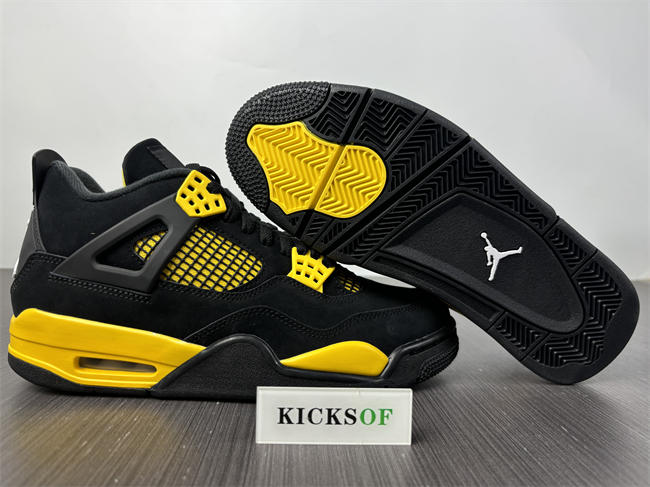 Jordan 4 Retro Thunder DH6927-017