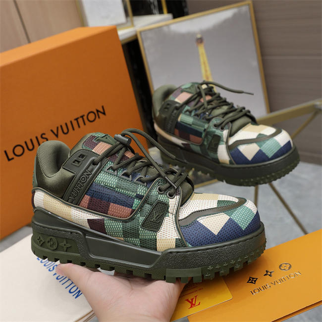 LV Trainer Maxi Sneaker