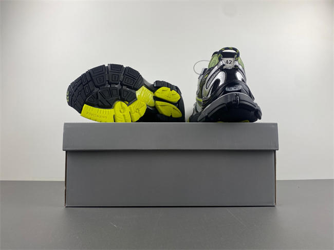 Balenciaga 779066-W3RBXP-2315