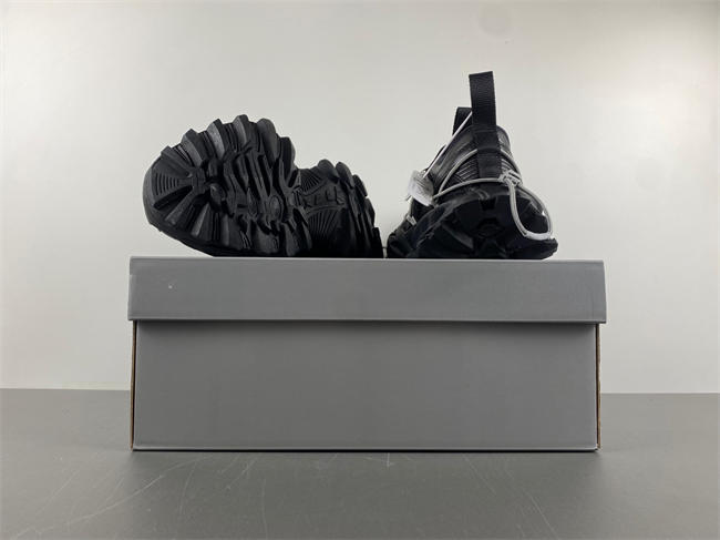 Balenciaga 18XL 804921 WHIKW 1000