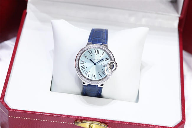 CARTIER 3K Blue Balloon 28mm Quartz 01