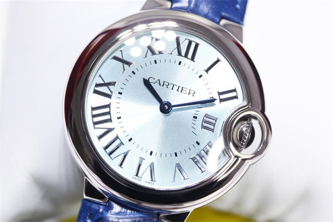 CARTIER 3K Blue Balloon 28mm Quartz 01