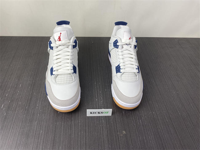 Nike SB x Air Jordan 4 “Navy” DR5415-100