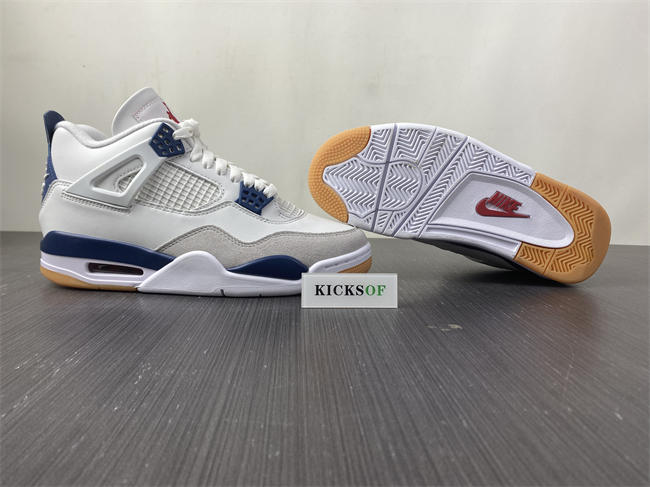 Nike SB x Air Jordan 4 “Navy” DR5415-100