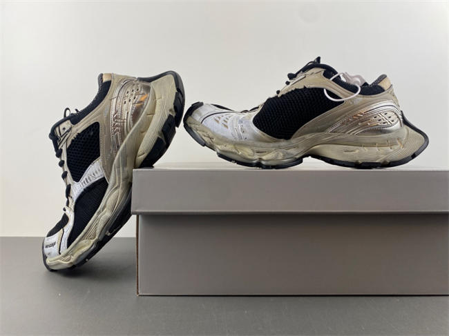 Balenciaga/ 803681-W3ST4-0510