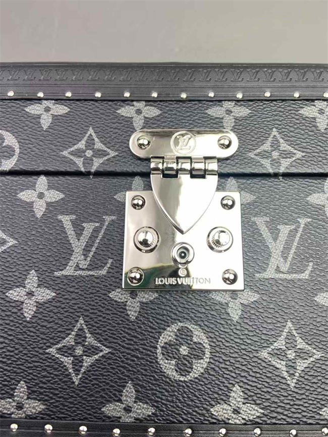 LV BOX