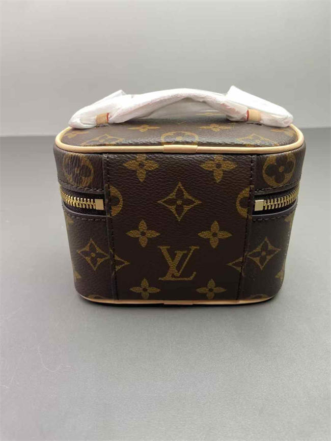 LV BAG