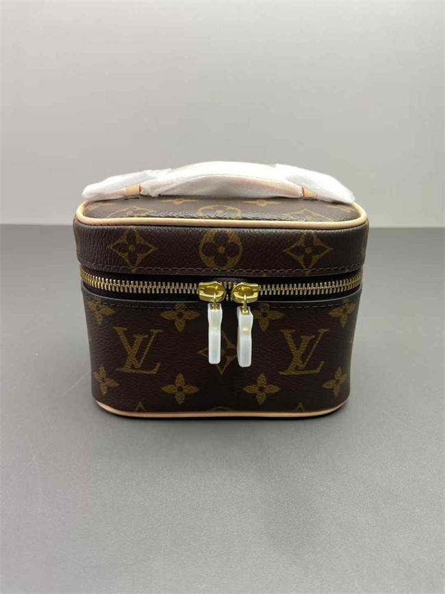 LV BAG